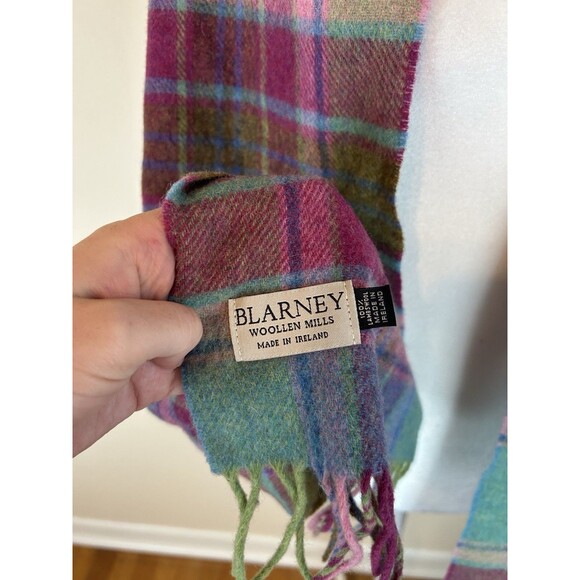 Blarney Woolen Mills Scarf Blue Pink Plaid 100% LambsWool Ireland Fringe Scotch - Picture 2 of 2